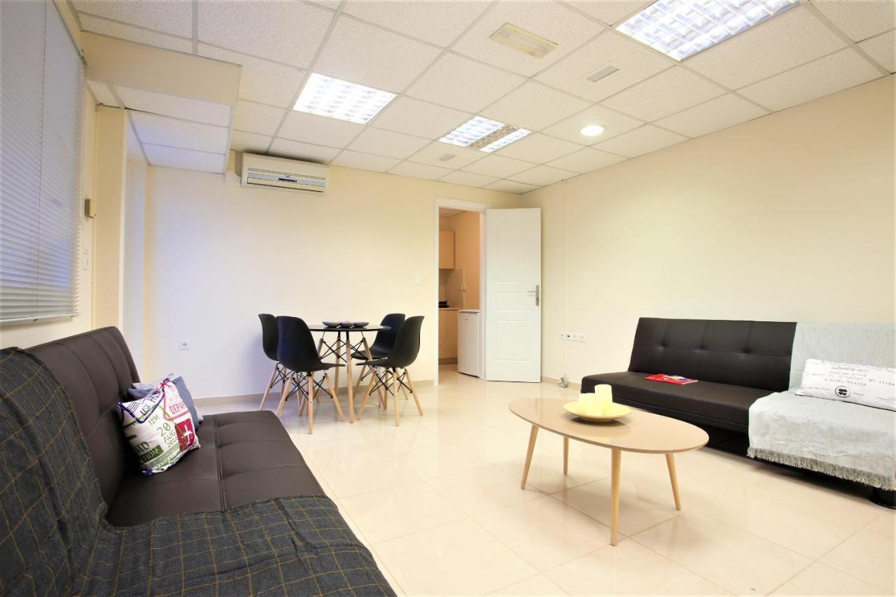 Gk Airport Suites - Free Shuttle By Gk Properties Markopoulo Mesogaias ภายนอก รูปภาพ
