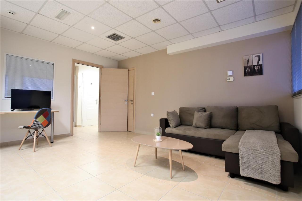Gk Airport Suites - Free Shuttle By Gk Properties Markopoulo Mesogaias ภายนอก รูปภาพ